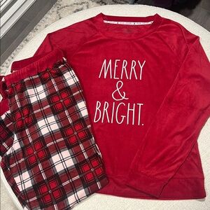 Rae Dunn Christmas Holiday Velour Pajama Set